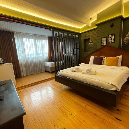 The Local Hostel & Guesthouse İstanbul Dış mekan fotoğraf