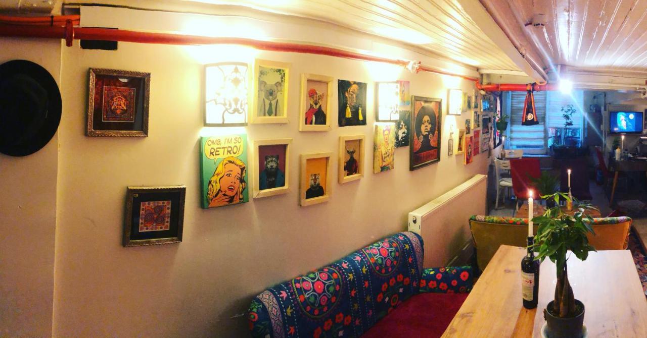 The Local Hostel & Guesthouse İstanbul Dış mekan fotoğraf